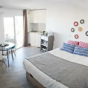 https://apartamentos-eam-ii.es-andalucia.com