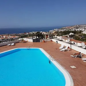 https://village-island-heights.tenerifehoteles.net
